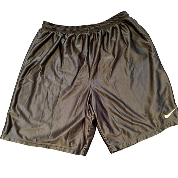 Nike Other - Nike Sportswear Club Men's Graphic‎ Shorts XL